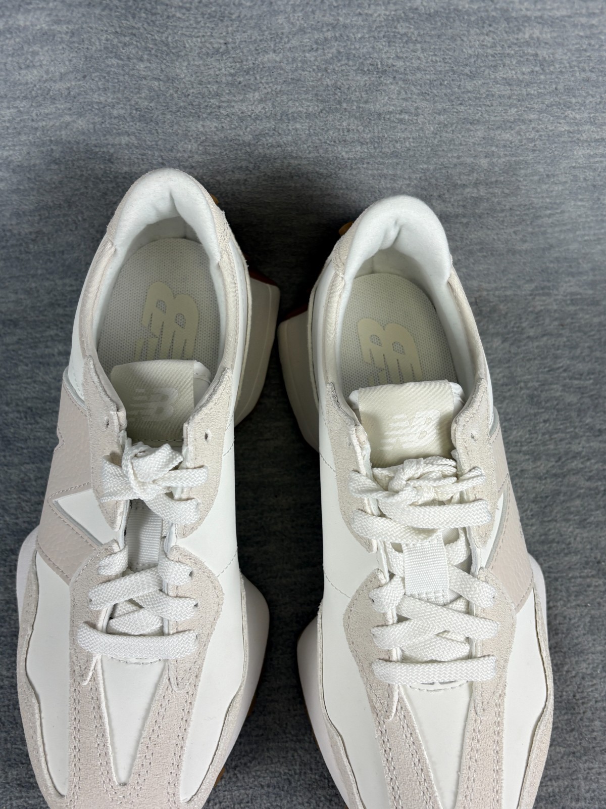 New Balance 327 Lifestyle Sneakers Womens 6.5 M Beige White Walking Comfort thumbnail 6