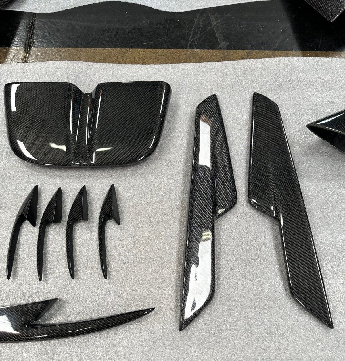 Ferrari 488 Coupe, MISHA Carbon Fiber Body Upgrade Kit, New