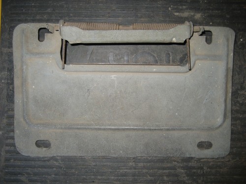 1968 1969 BUICK LICENSE PLATE BRACKET-1968 1969 BUICK FLIP UP GAS/FUEL DOOR - Bild 6 von 11