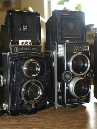 Die unglaubliche Kamera Sammlung - Balgen- Spiegelreflex- Holzkameras Objektive - Bild 8 von 12