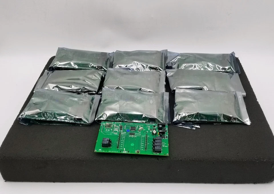 LOT OF 10 RCS Thermostat board TZ45 180-01773-10 - Image 3 of 4