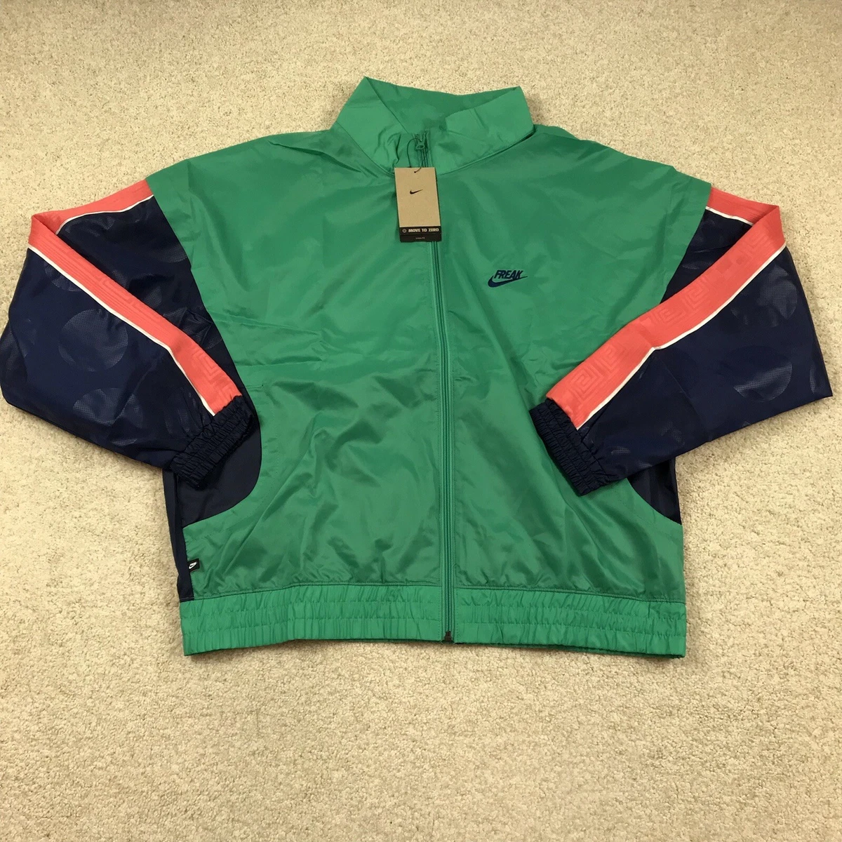 Nike giannis hotsell track jacket