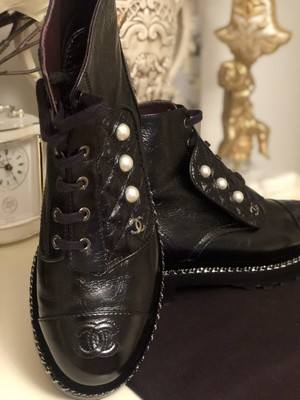 chanel citizen chain boots