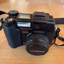 OLYMPUS CAMEDIA Digital Camera 3x Optical Zoom F1.8 Lens 5MP Compact