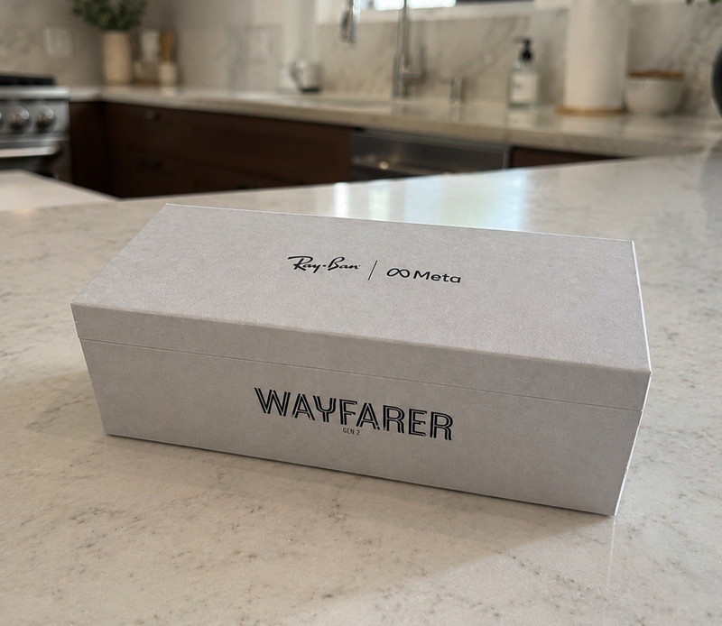 NEW SEALED Ray-Ban Meta Wayfarer Gen 2 Transitions – Transparent Gray 