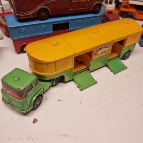 1960s Corgi Major Bedford Newmarket horse Transporter - Picture 4 of 7