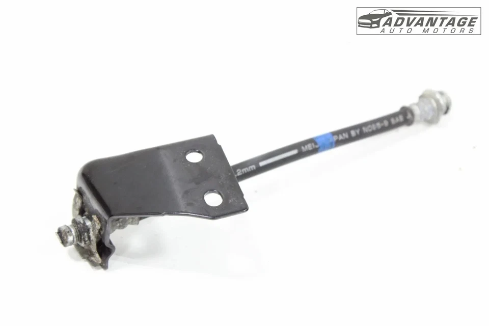 Tubo de freno exterior trasero derecho Nissan Rogue SV 2021-2025 OEM Foto 3 de 4