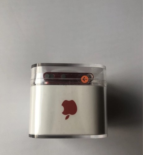 Apple iPod Shuffle 2GB Red A1373 4th Generation - Brand New Sealed In Box - Picture 3 of 4