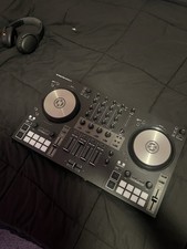 Native Instruments Traktor Kontrol S3 4-Chann...