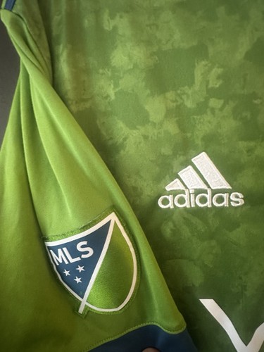 Seattle Sounders Rave Green Home Kit - Picture 3 of 3
