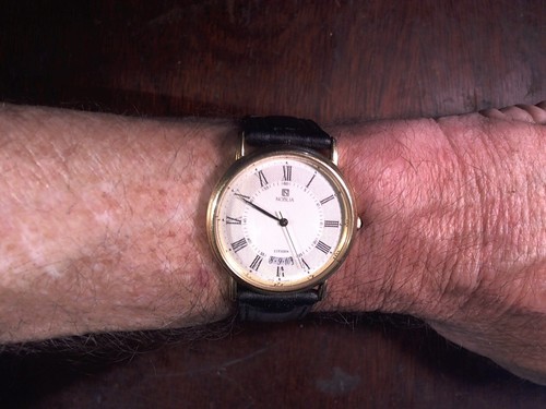 Nobla by Citizen thin dress watch with ivory dial and Roman numeral indices - Picture 8 of 8