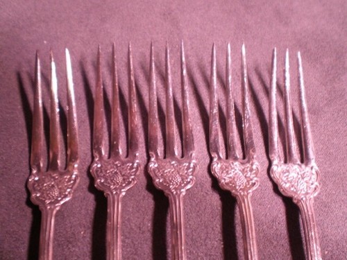 STRAWBERRY FORK(s) MOSELLE GRAPE vintage🌐1906 no mono BEST ASCo🌐World Brand - Picture 5 of 11