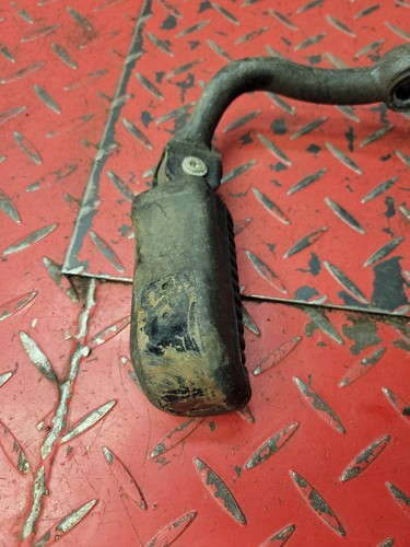 1981 Yamaha XS650 II Special 2 Right Side Foot Peg Assembly - Picture 3 of 7