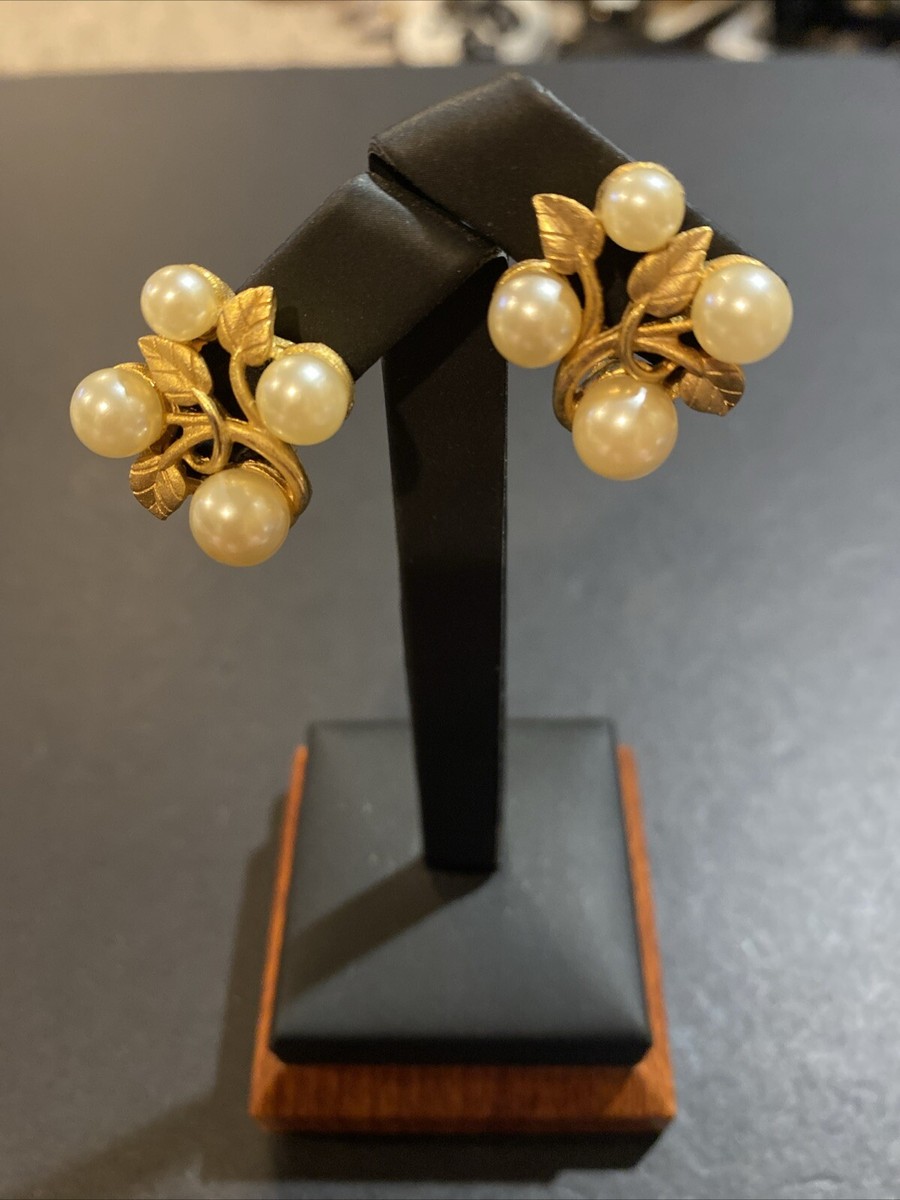 Vintage MARVELLA Gold Tone Faux Pearl Clip-on Earrings | eBay