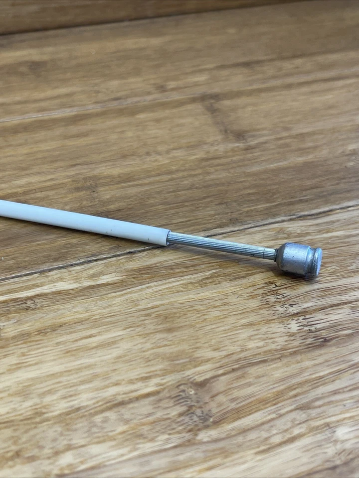 Cable de freno de estacionamiento OEM 2014 Volkswagen Jetta 2,0 L 2,5 L 1 km-609-721-C Foto 2 de 4