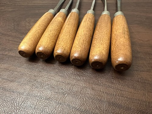 Woodcraft Wood Carving Chisels 6-Piece Hand Tool Set With Wooden Handles 6” - Picture 4 of 11