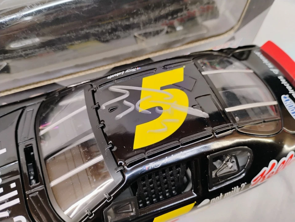 Autografiado Terry Labonte #5 Kellogg's Got Milk? NASCAR 2003 1:24 Team Caliber Foto 4 de 4