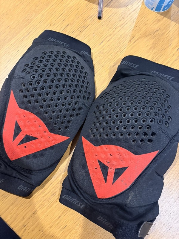Dainese Trail Skins Knee Pads Size L Large