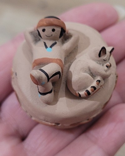 Vintage Indianer Keramik Miniatur Junge Katze Künstler signierte Figur