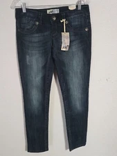 NWT Jolt Skinny Midrise Distressed  Jeans Womens Junior Sz 5
