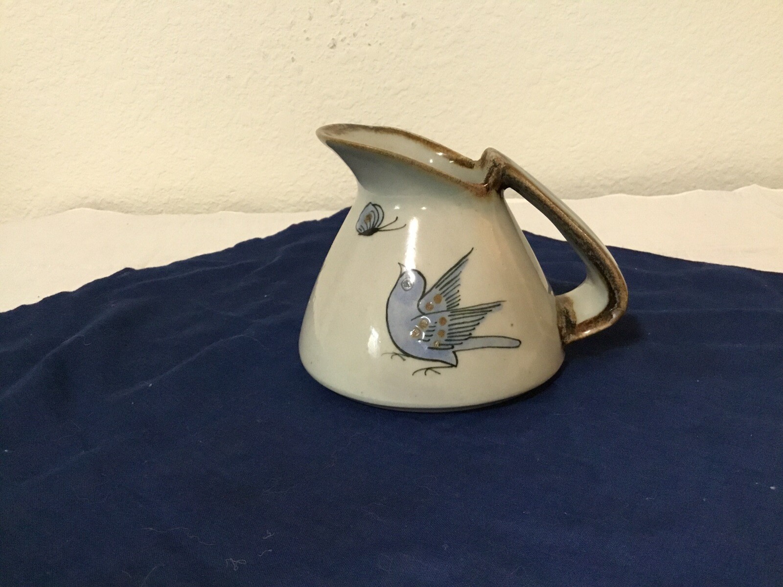 Picture 1 of 8