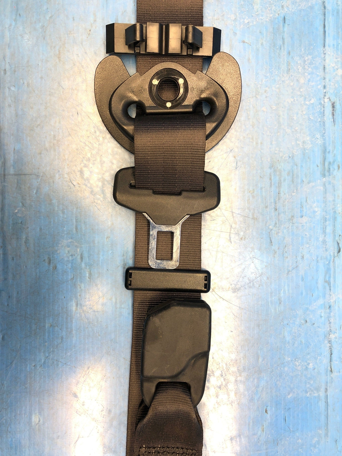 Maserati Quattroporte 2014-2017 Front Right Seat belt retractor P/N 622239100