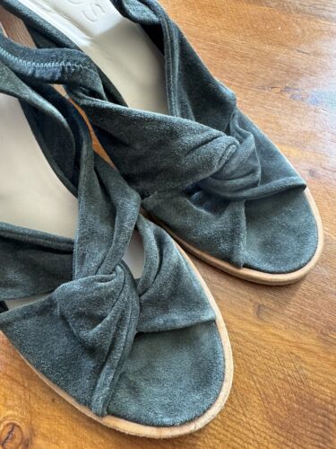 Beautiful Cos Dark Green Suede Sandals Size 38 (5) £130 - Picture 3 of 7