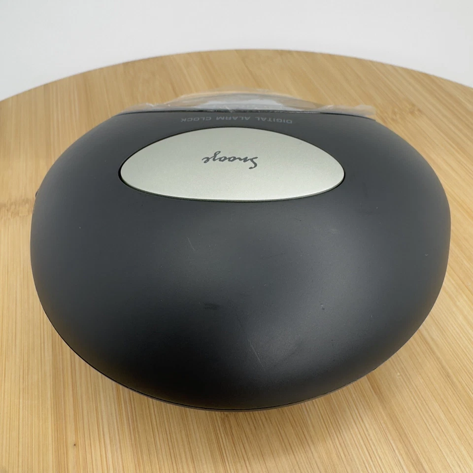 Digitech LCD Alarm Clock Model CC502 - Snooze Function, Battery Operated - Image 4 of 4