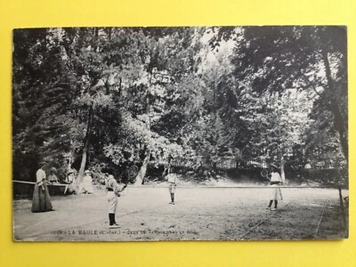 cpa Sport LA BAULE (Loire Atlantique) JEU de TENNIS dans le bois en 1921 - Photo 1/2