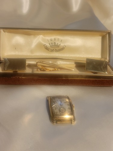 Lucky Luciano's Rare Pre-Owned Private Items - Picture 16 of 23