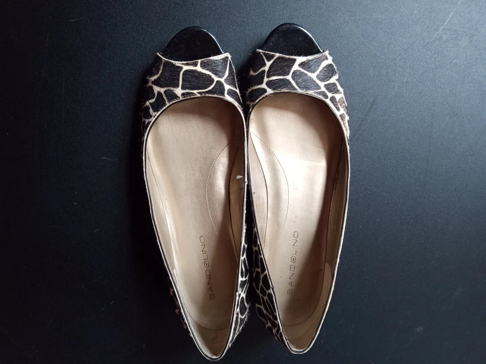 Diapositivas con estampado de jirafa talla 9 de Bandolino Foto 2 de 4