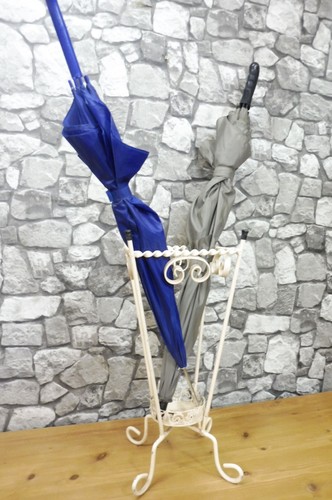 Vintage cast iron umbrella stand holder - Picture 2 of 10