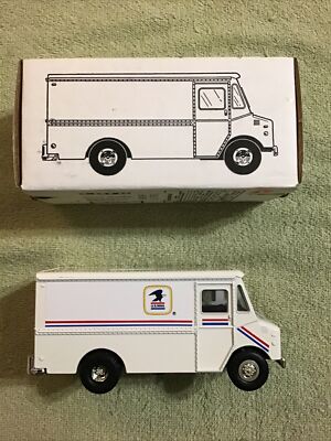 NEW Ertl 1990 US MAIL POSTAL SERVICE Grumman Walk-in Van 1/43 Diecast Bank
