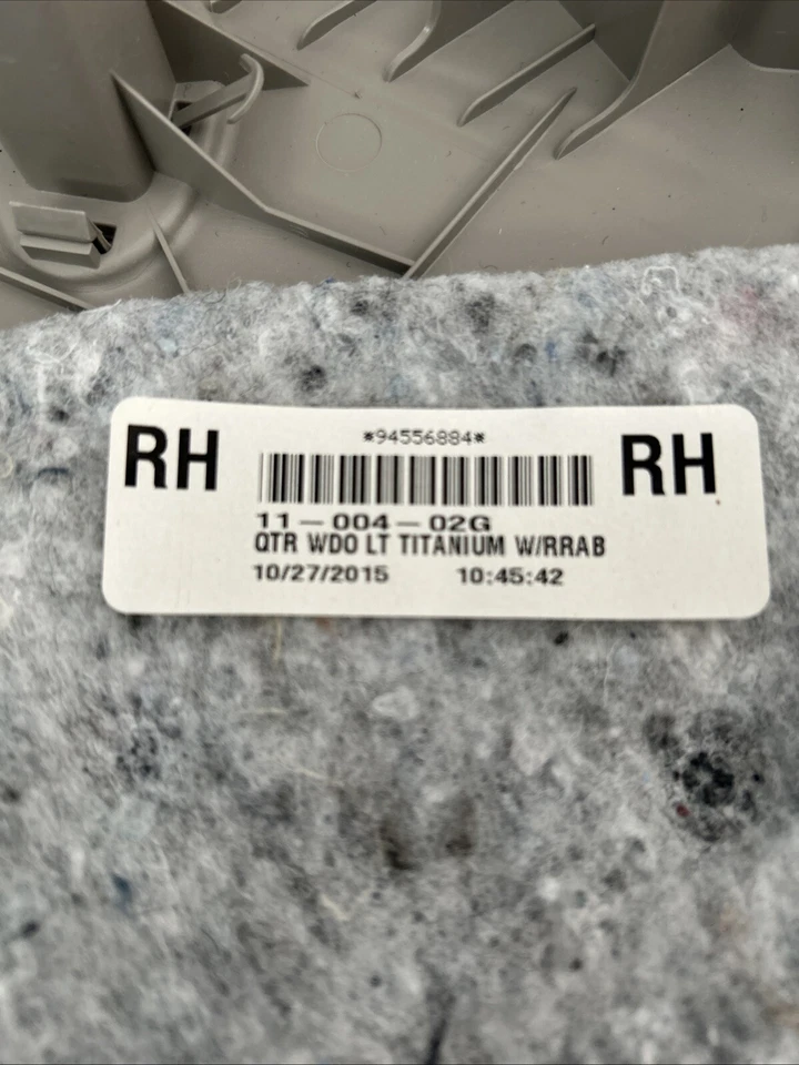 Tapicería de cuarto superior lado derecho Chevrolet Cruze original GM 2011-2016 94556884 Foto 3 de 4