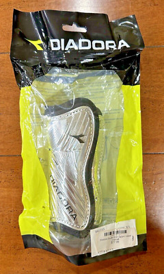 Diadora Scudo Shin Guards & Sleeves- Size:XS - Metallic Silver