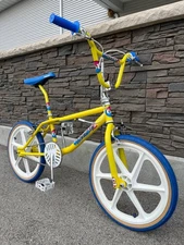 GT Vertigo Performer BMX Freestyle Bike Detour Dyno Mid Old School Yellow Fiola