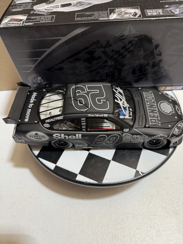 HANDSIGNIERT Kevin Harvick #29 Shell Pennzoil Black Stealth 2008 COT 1/24 Diecast - Bild 7 von 13