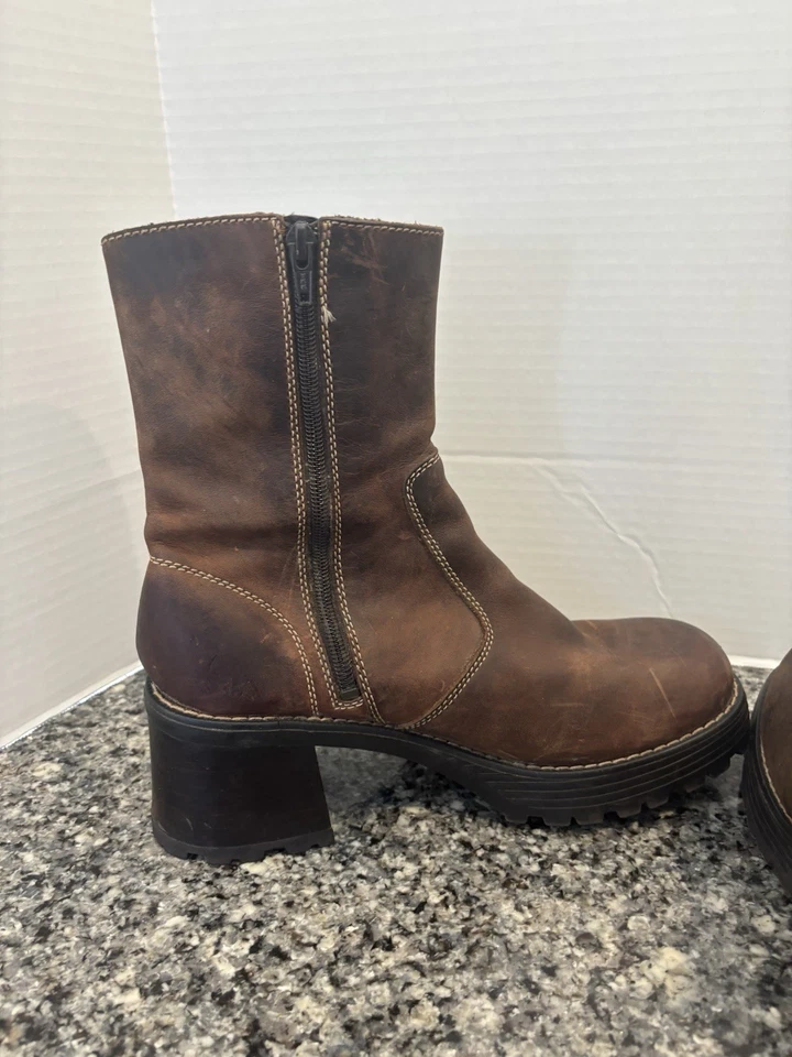 Vintage Sketchers Chunky Block Heel Boots Leather Sz9 Platforms Y2K 90s Bratz - Image 4 of 4