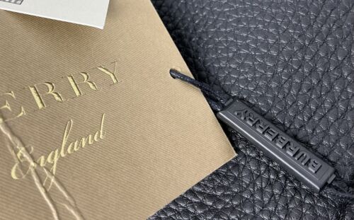 BURBERRY große Clutch schwarz grün genarbtes Leder Reißverschluss Damentasche Neu mit Etikett - Bild 18 von 20