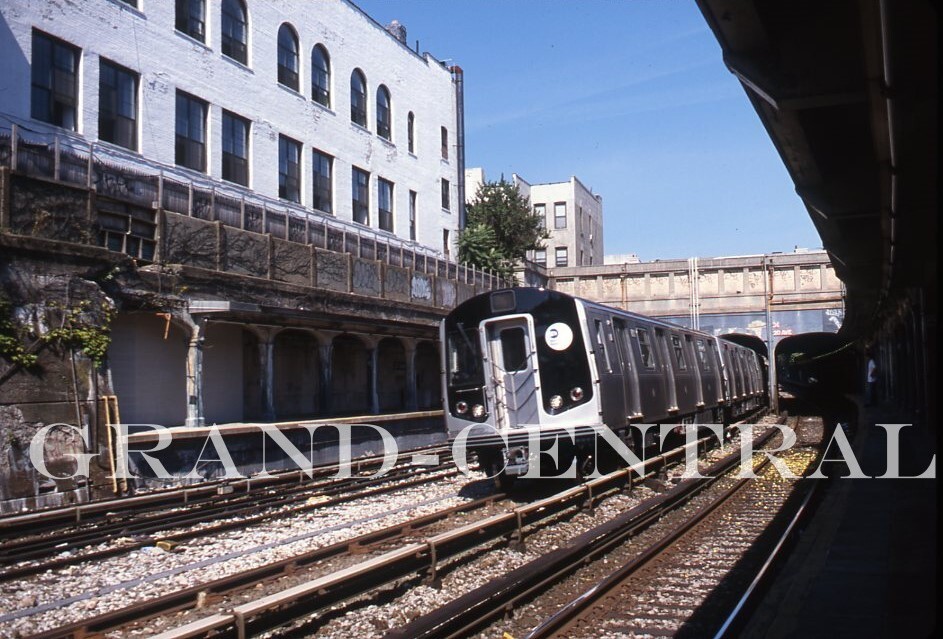 ORIGINAL 2001 NYCTA NEW YORK CITY SUBWAY SLIDE R-143 TESTING