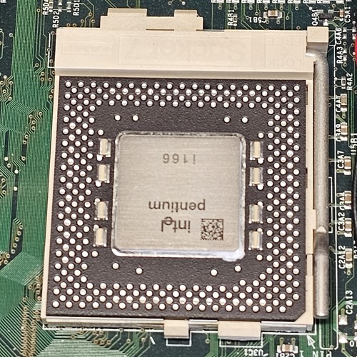 AST Bravo MS 5166 200C 16MB Ram Pentium 166 (Botas) - Imagen 21 de 21