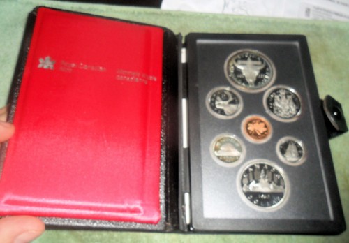 JB RFM 81314 1982 Canada Proof Set. Has Both Dollar Coins – Bison .500 Silver R