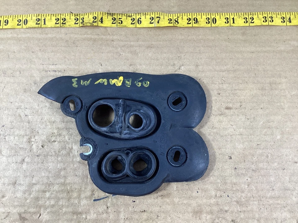 2008 - 2011 BMW M3 A/C Air Conditioning Sealing Plate 6946719 OEM . - Image 2 of 4
