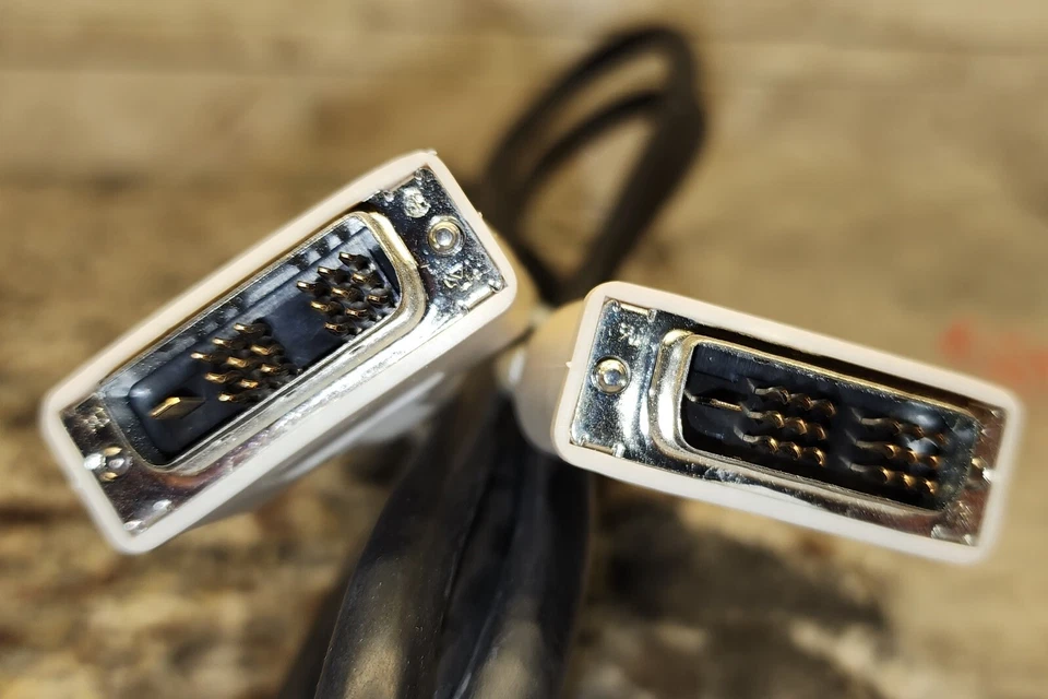 COMPUTER CABLE SPACE SHUTTLE-D MALE to MALE  AWM E101344 20276 VW-1 80 C 30V DVI - Image 4 of 4