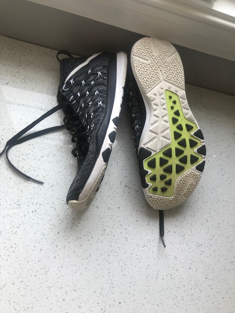 lift run jump cut nike shoes