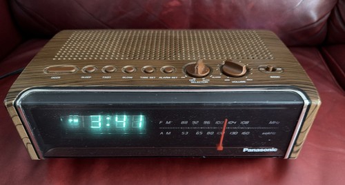 Panasonic RC-75 Clock Radio - Highly rated Buy It For Life recommendation