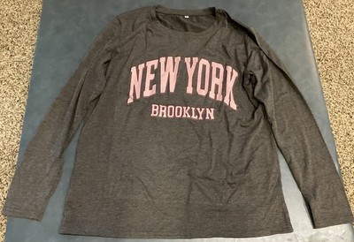 Unbranded Women s XL Gray Long Sleeve T-Shirt Bold Pink Letters NY/Brooklyn NWOT