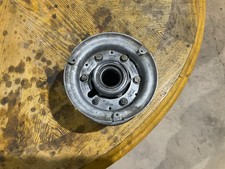 Aircraft McCauley Complete Nose wheel Hub C-30174 / D-30129 Cessna 150,172,177B Aircraft McCauley Complete Nose wheel Hub C-30174 / D-30129 Cessna 150,172,177B