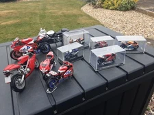 Ducati/hayabusa (Carl Fogarty) Model Bike Collection