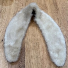 Vintage Real Mink Fur Collar Cream White Satin Lined Scarf Wrap 32.5" Mid-Cent